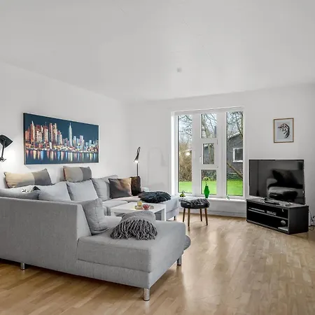 Ferienhaus With Hot Tub And Space For 7 People